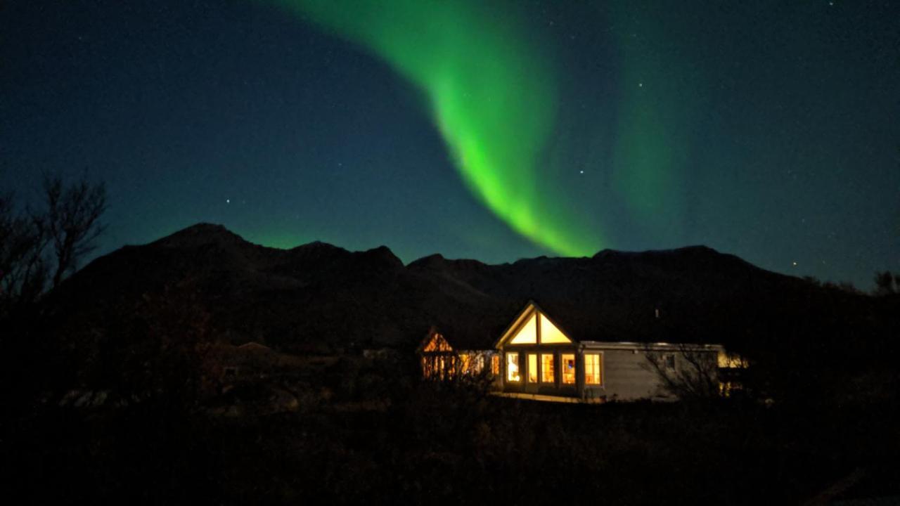 Superior Cottage With Sea View In Senja Senjehesten Exteriér fotografie